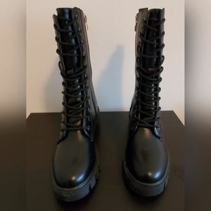 Black lace up combat boots/ Never been worn